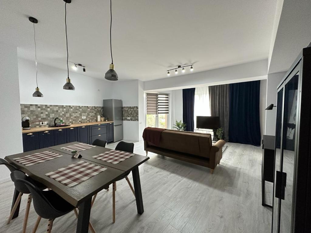 City Center Accommodation - 308 เรชิตา ภายนอก รูปภาพ
